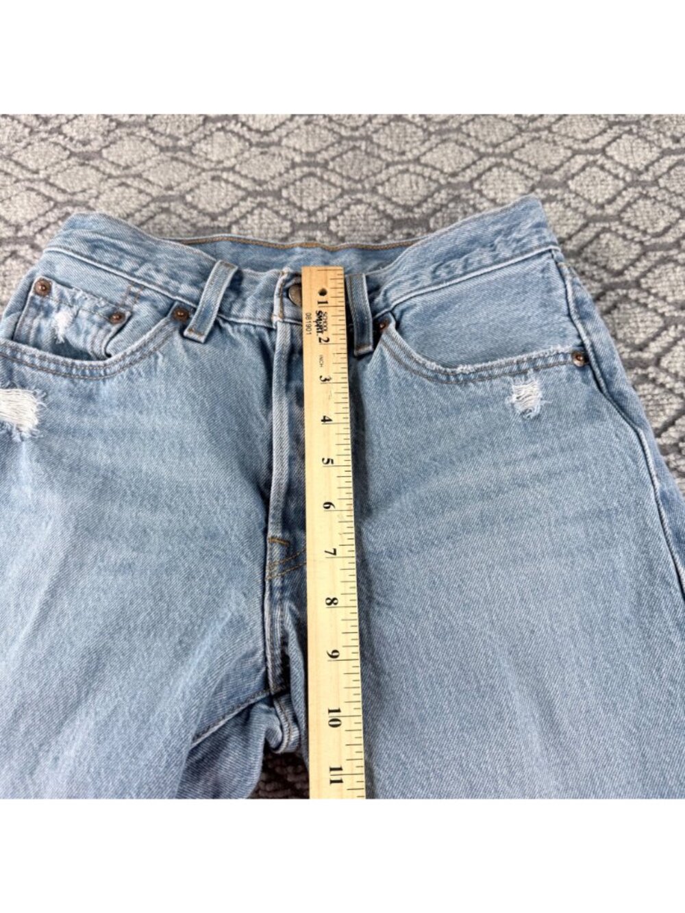 Levi’s 501 Distressed Light Wash Straight Leg Denim Jeans Size W24 L26 - Picture 13 of 16